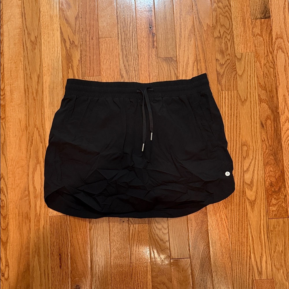 HALARA Black Skirt